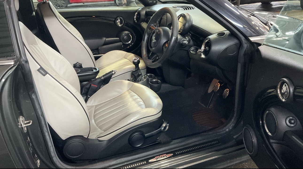 Used MINI Coupe 2011 for sale - 76878001: Photo 2