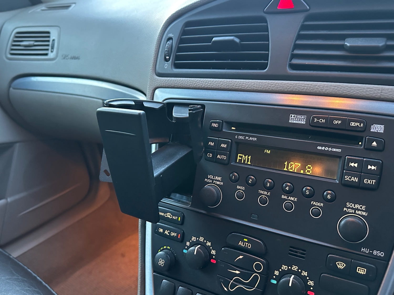 Used Volvo XC70 2005 for sale - 77113038: Photo 11