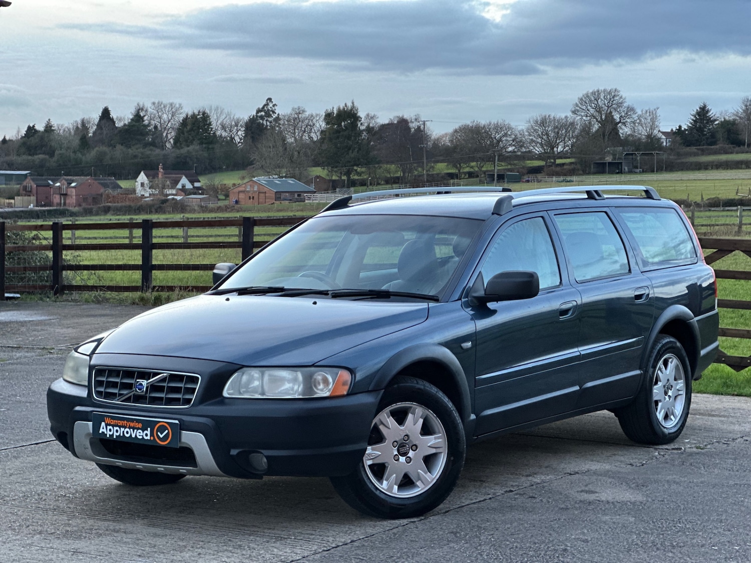 Used Volvo XC70 2005 for sale - 77113038: Photo 5