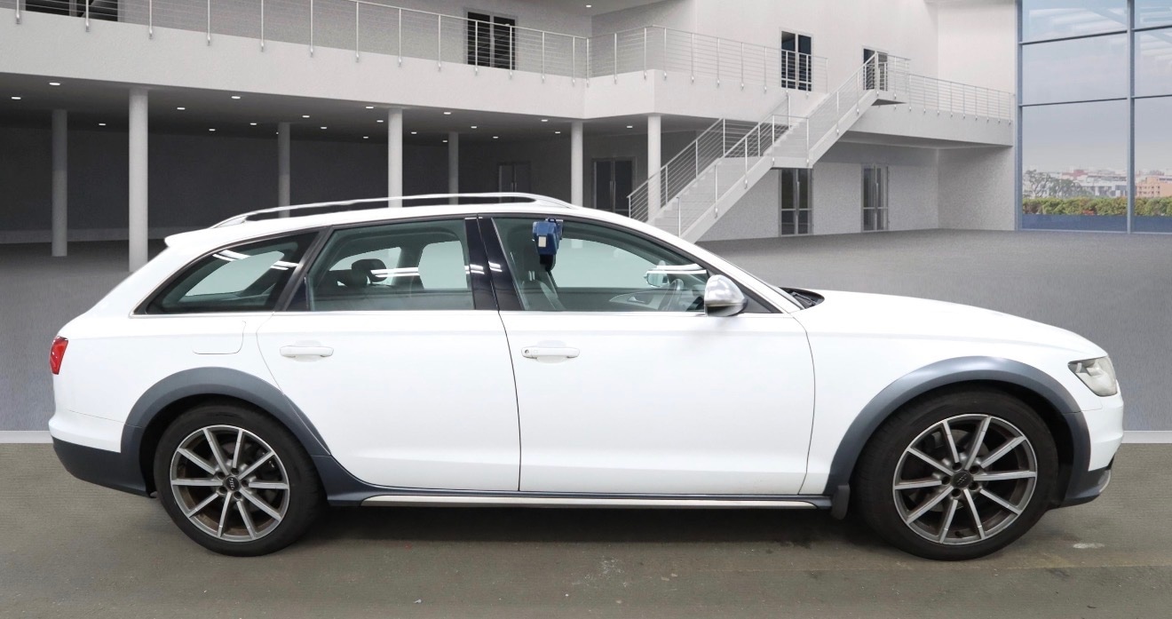 Used Audi A6 Allroad 2013 for sale - 78000517: Photo 9