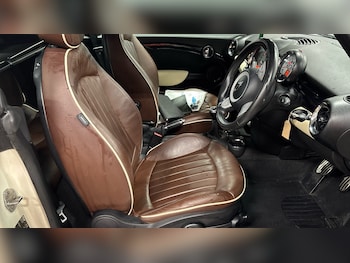 Used MINI Convertible 2009 for sale - 76577763: Photo