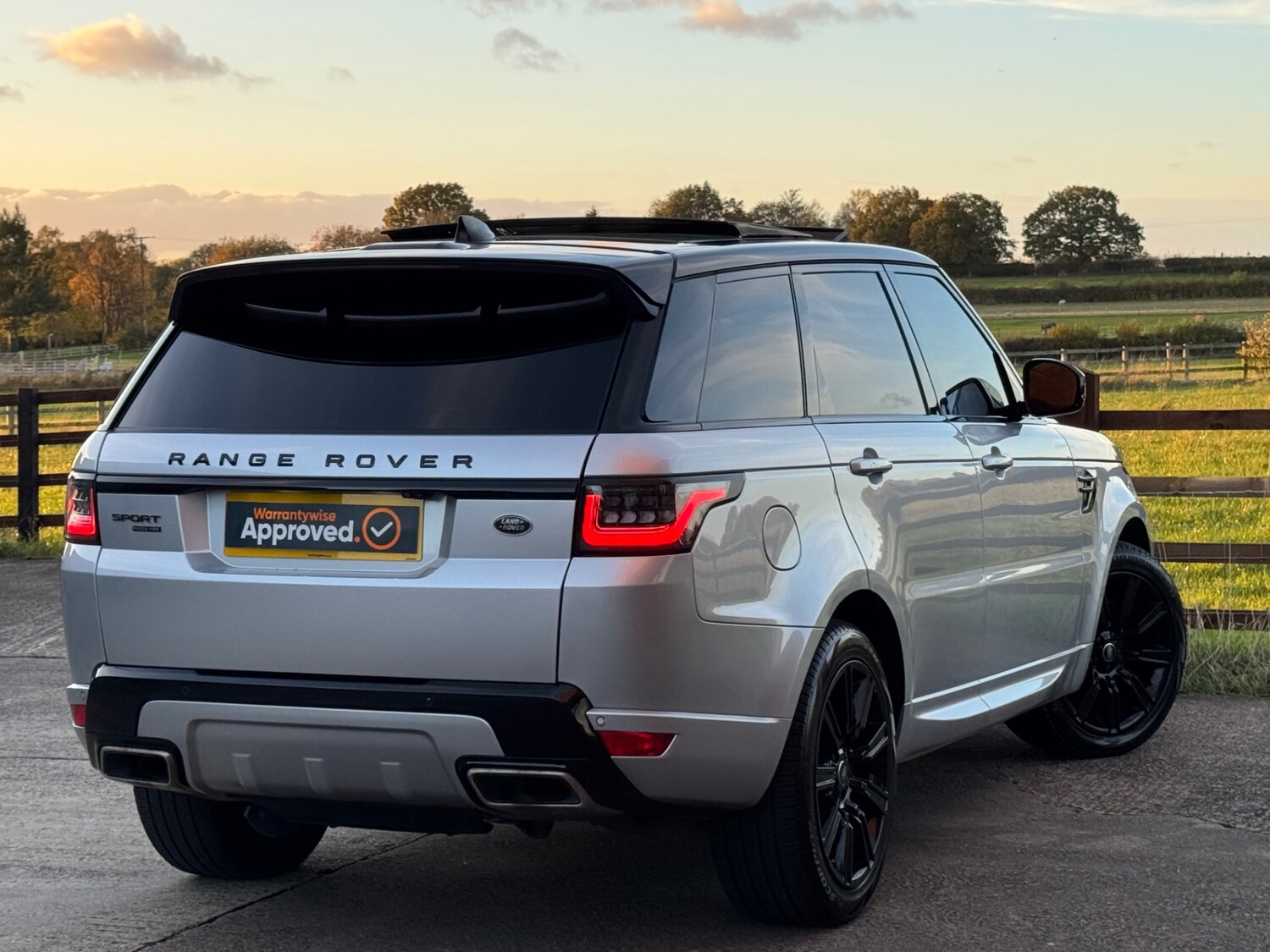 Used Land Rover Range Rover Sport 2020 for sale - 76446065: Photo 23