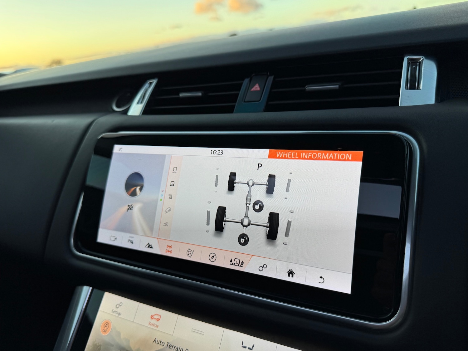 Used Land Rover Range Rover Sport 2020 for sale - 76446065: Photo 28