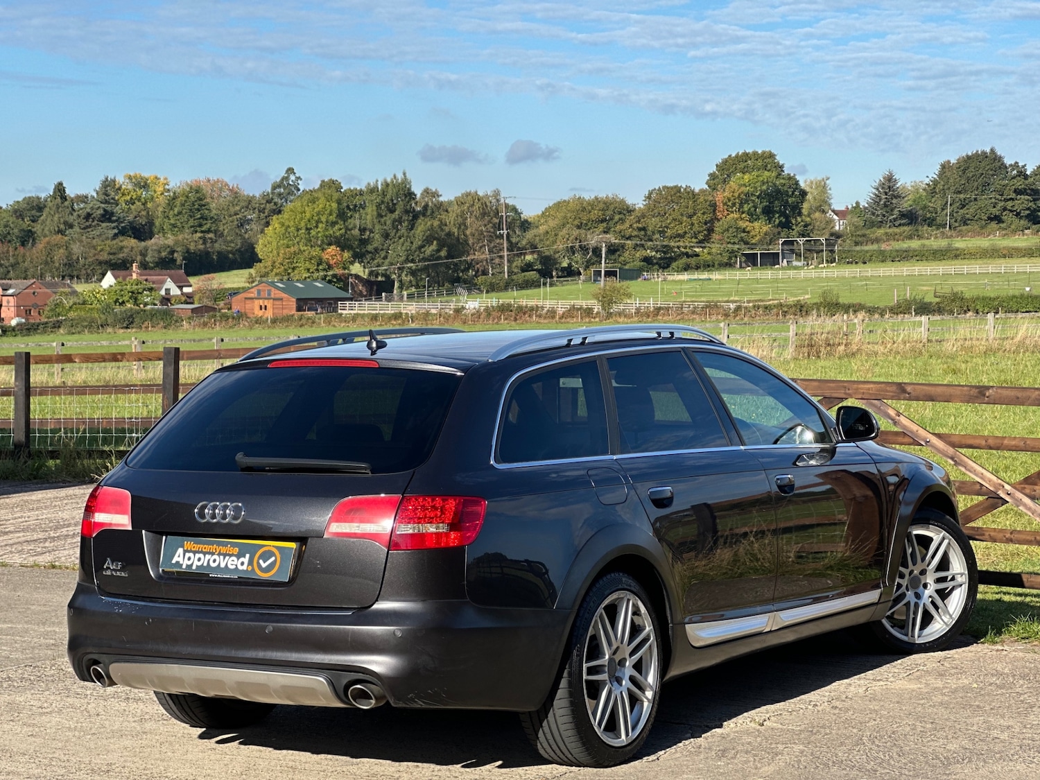 Used Audi A6 Allroad 2011 for sale - 76028345: Photo 4