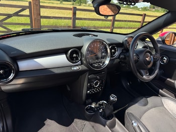 Used MINI Roadster 2015 for sale - 78817613: Photo