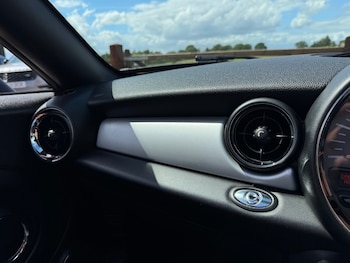 Used MINI Roadster 2015 for sale - 78817613: Photo