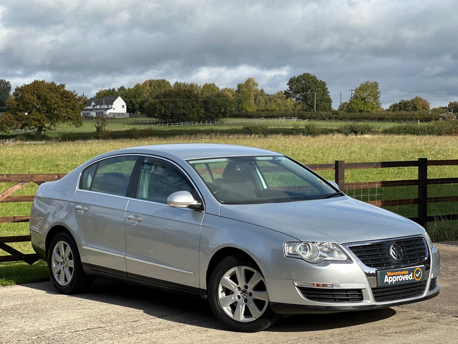 Used Volkswagen Passat 2006 for sale - 76193324: Photo 1