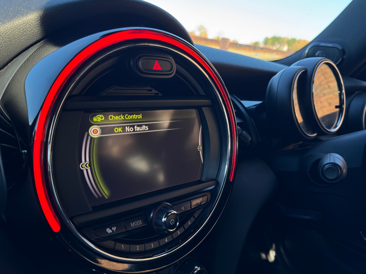 Used MINI Hatch 2015 for sale - 76693484: Photo 10