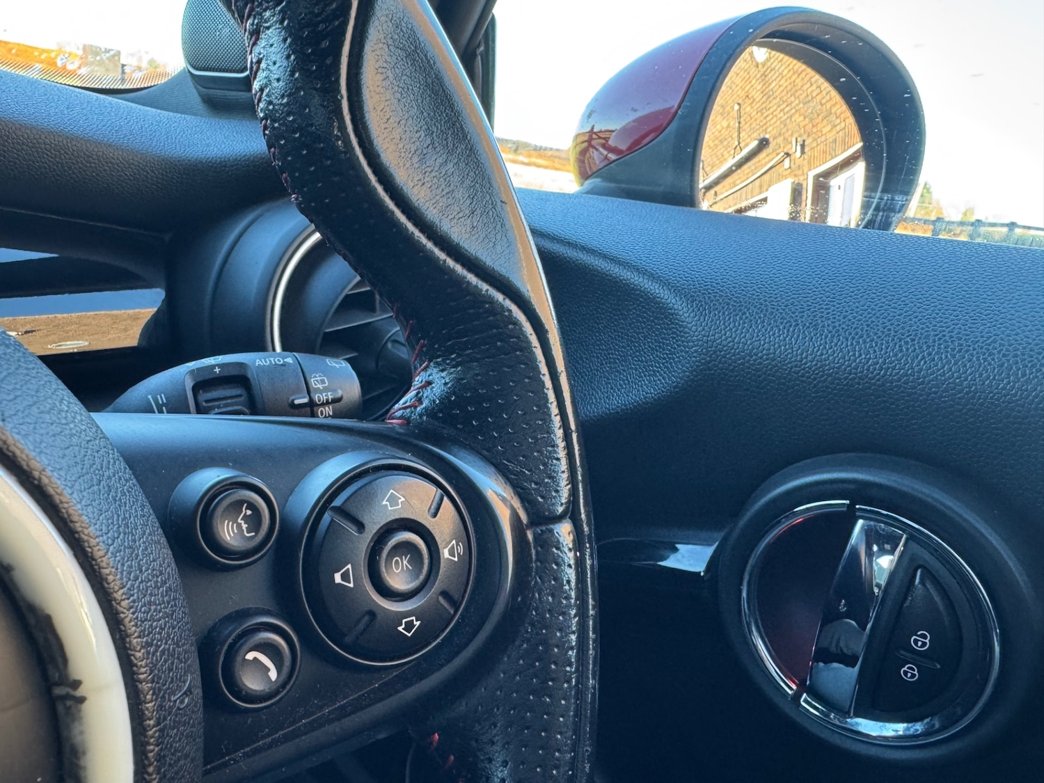 Used MINI Hatch 2015 for sale - 76693484: Photo 13