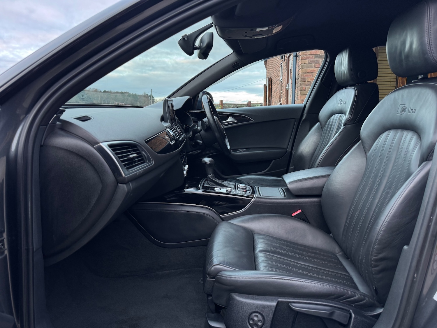 Used Audi A6 2014 for sale - 77665802: Photo 2