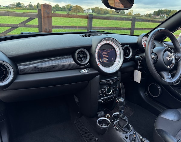 Used MINI Roadster 2013 for sale - 76334189: Photo 3