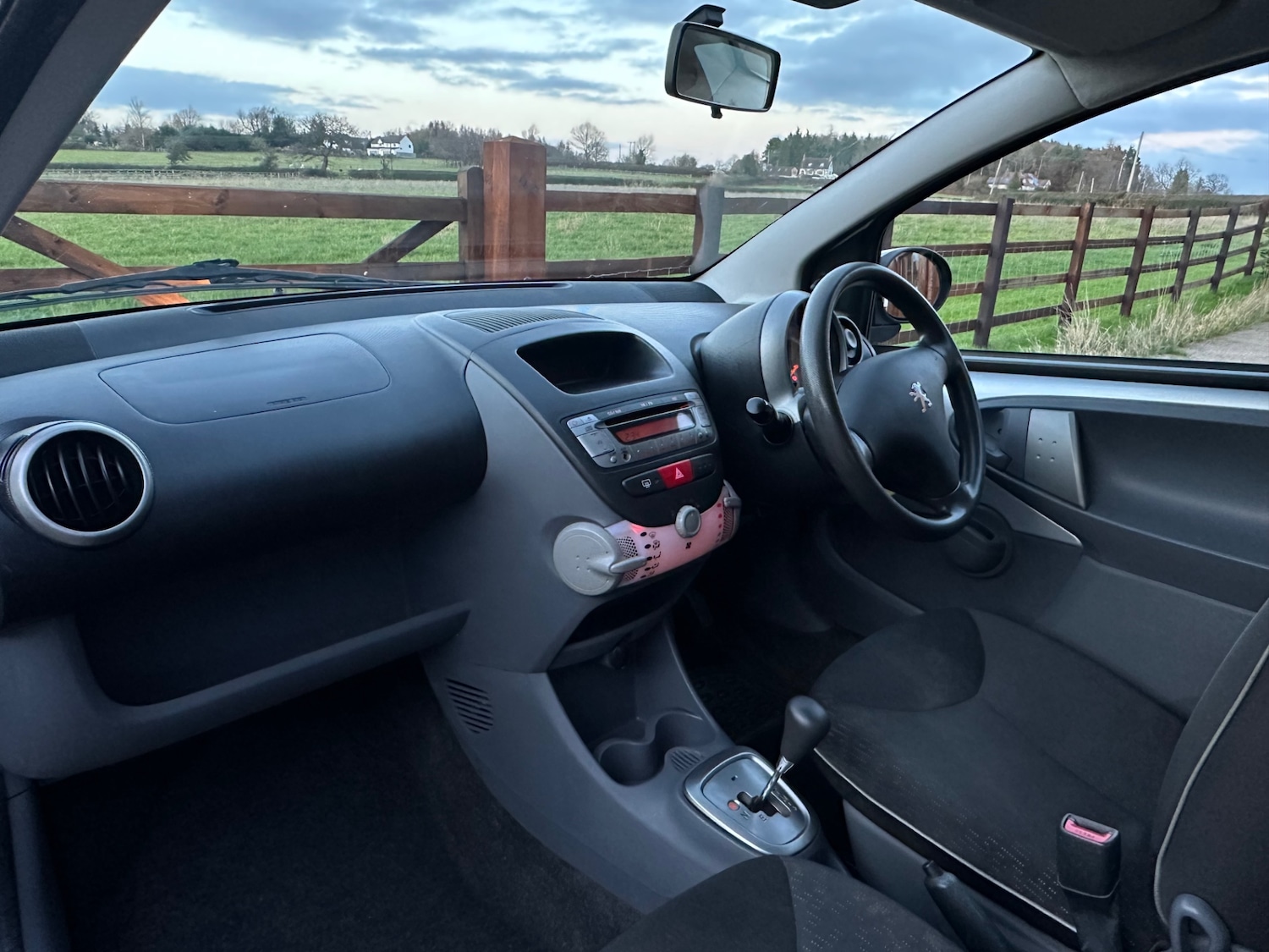 Used Peugeot 107 2011 for sale - 76908734: Photo 6