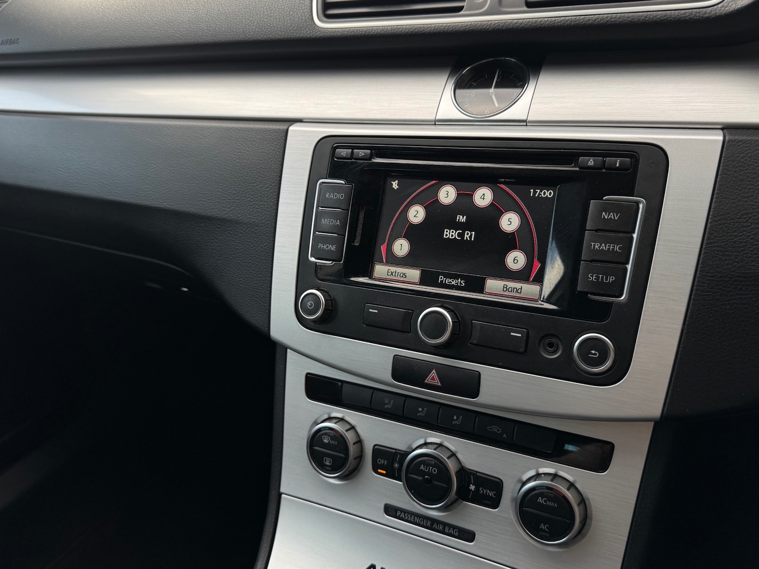 Used Volkswagen Passat 2012 for sale - 78085700: Photo 10