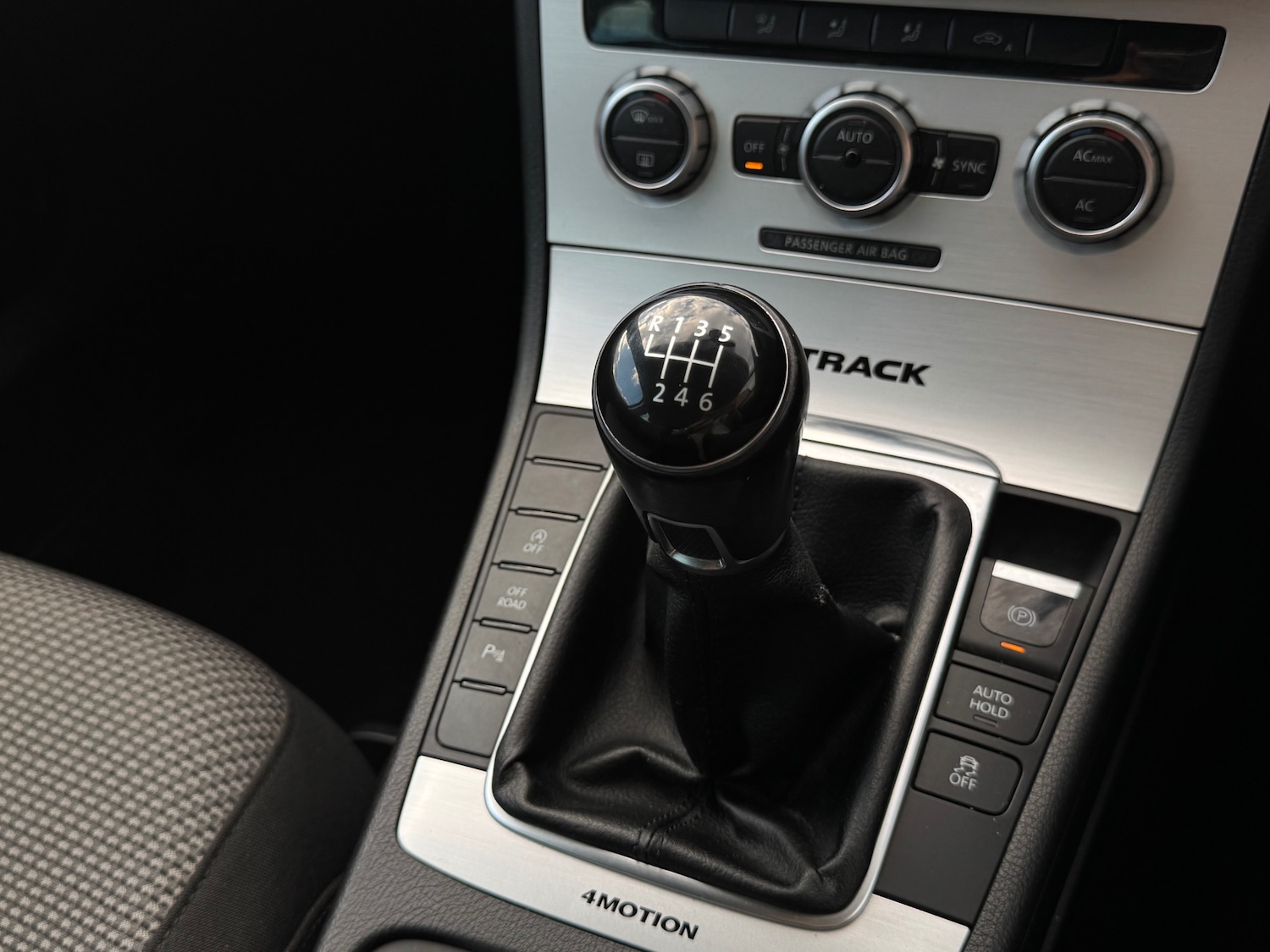 Used Volkswagen Passat 2012 for sale - 78085700: Photo 13