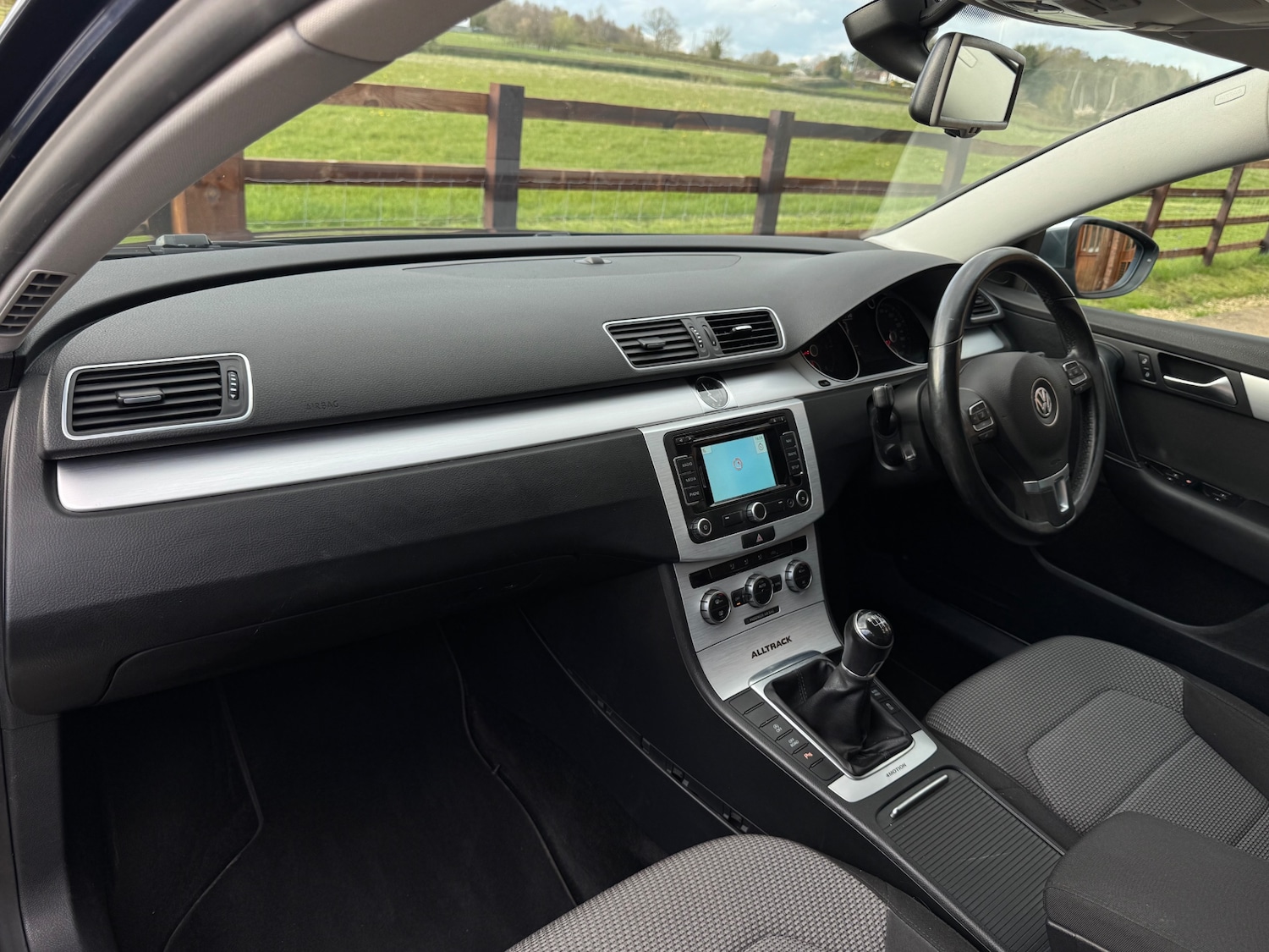 Used Volkswagen Passat 2012 for sale - 78085700: Photo 5