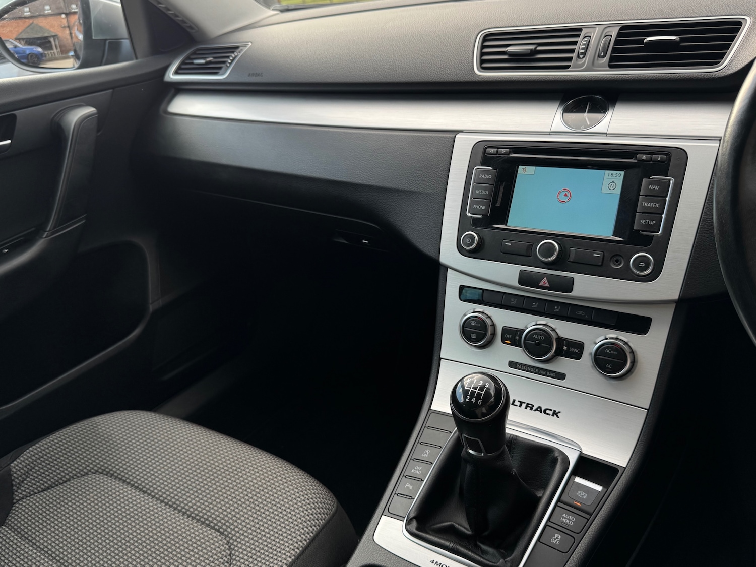 Used Volkswagen Passat 2012 for sale - 78085700: Photo 6