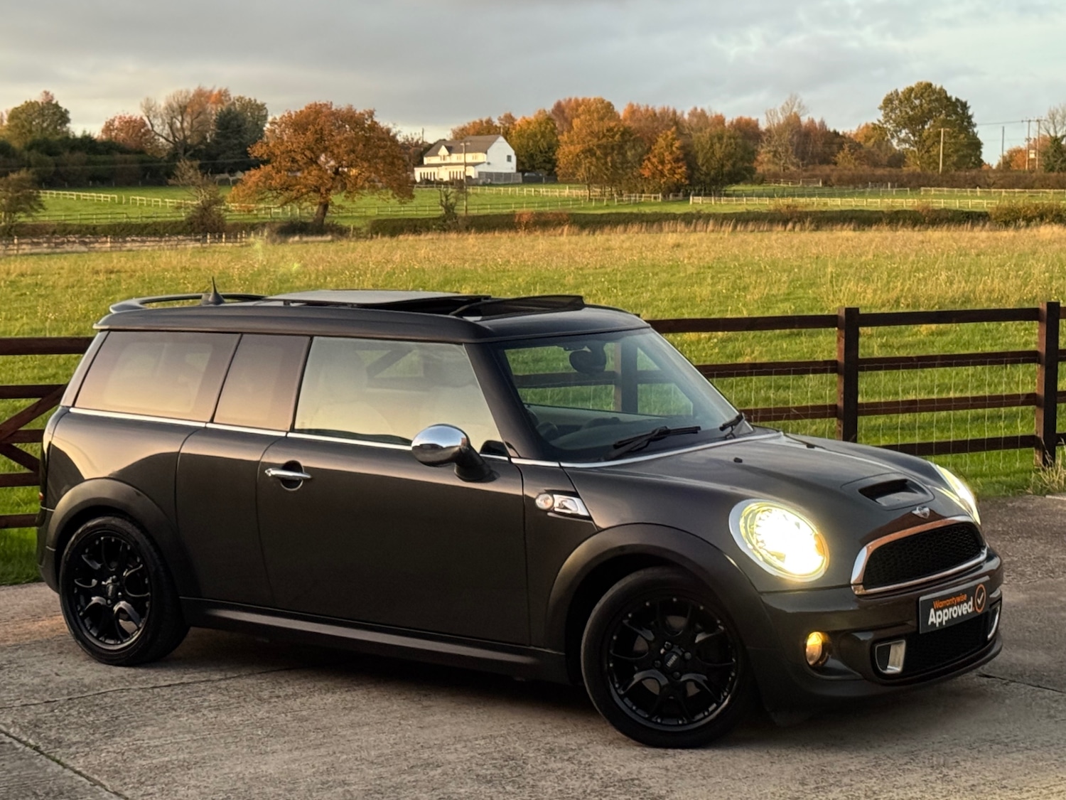 Used MINI Clubman 2011 for sale - 76446113: Photo 1