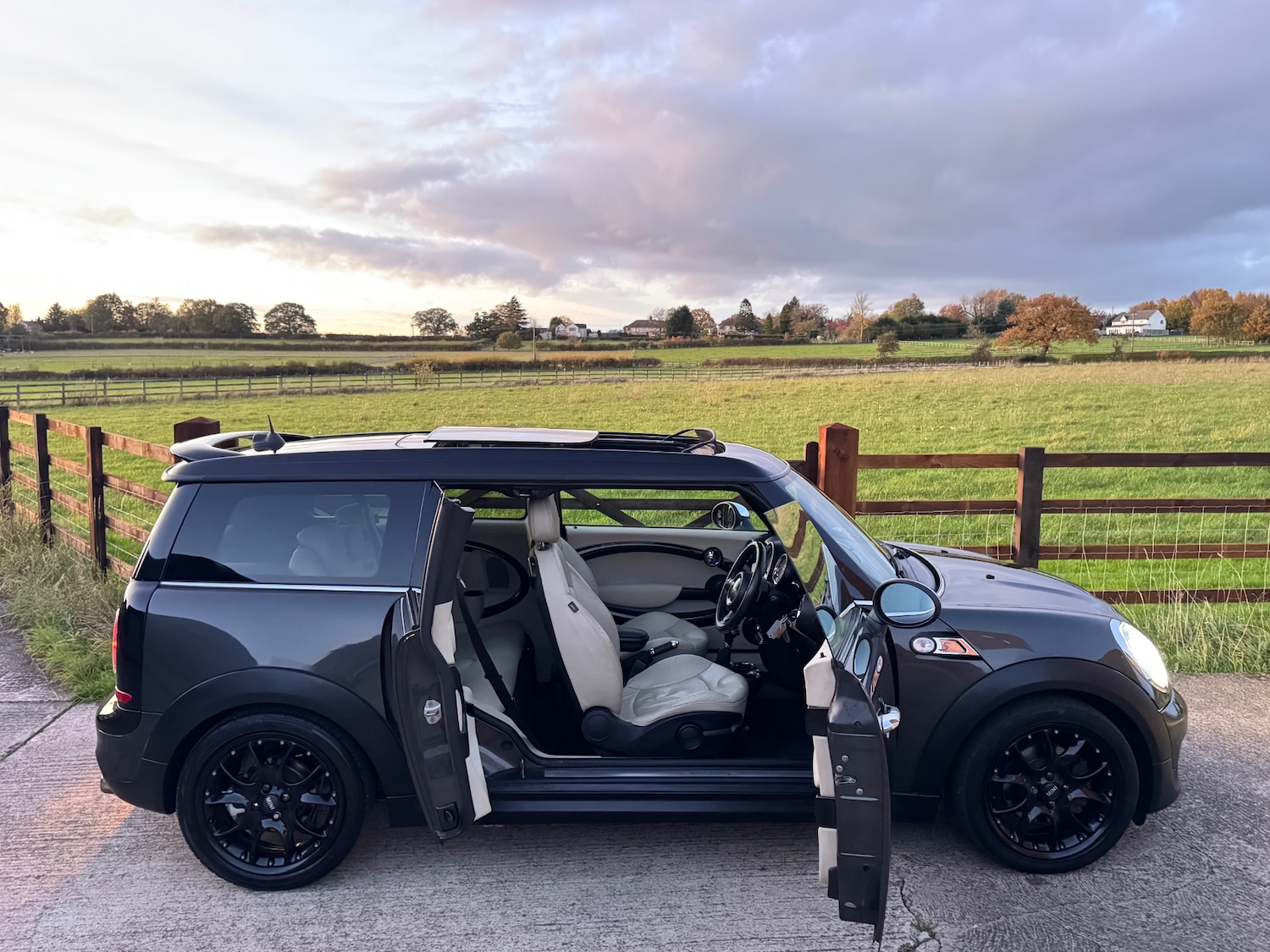 Used MINI Clubman 2011 for sale - 76446113: Photo 11