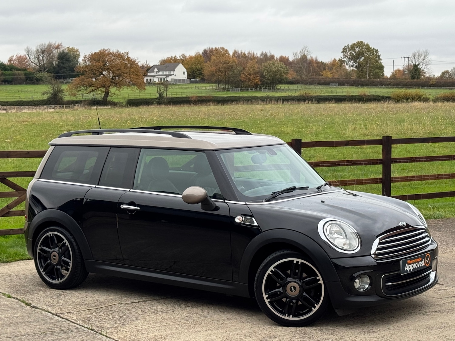 Used MINI Clubman 2014 for sale - 76464532: Photo 1
