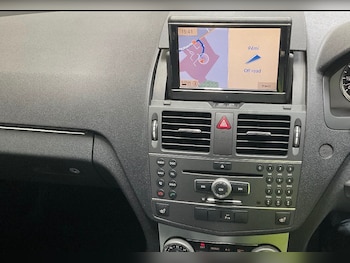 Used Mercedes-Benz C Class 2010 for sale - 77996662: Photo