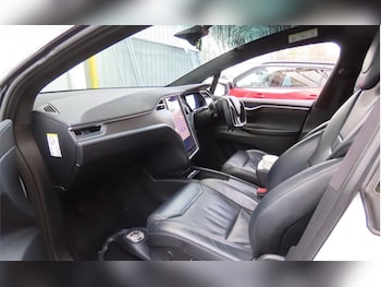 Used Tesla Model X 2017 for sale - 78376348: Photo