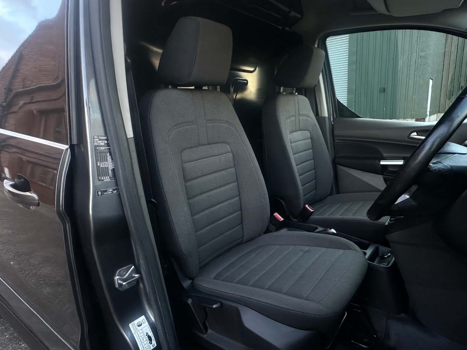 Used Ford Transit Connect 2019 for sale - 77129680: Photo 2