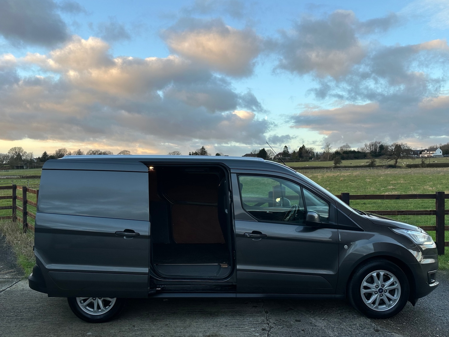 Used Ford Transit Connect 2019 for sale - 77129680: Photo 23