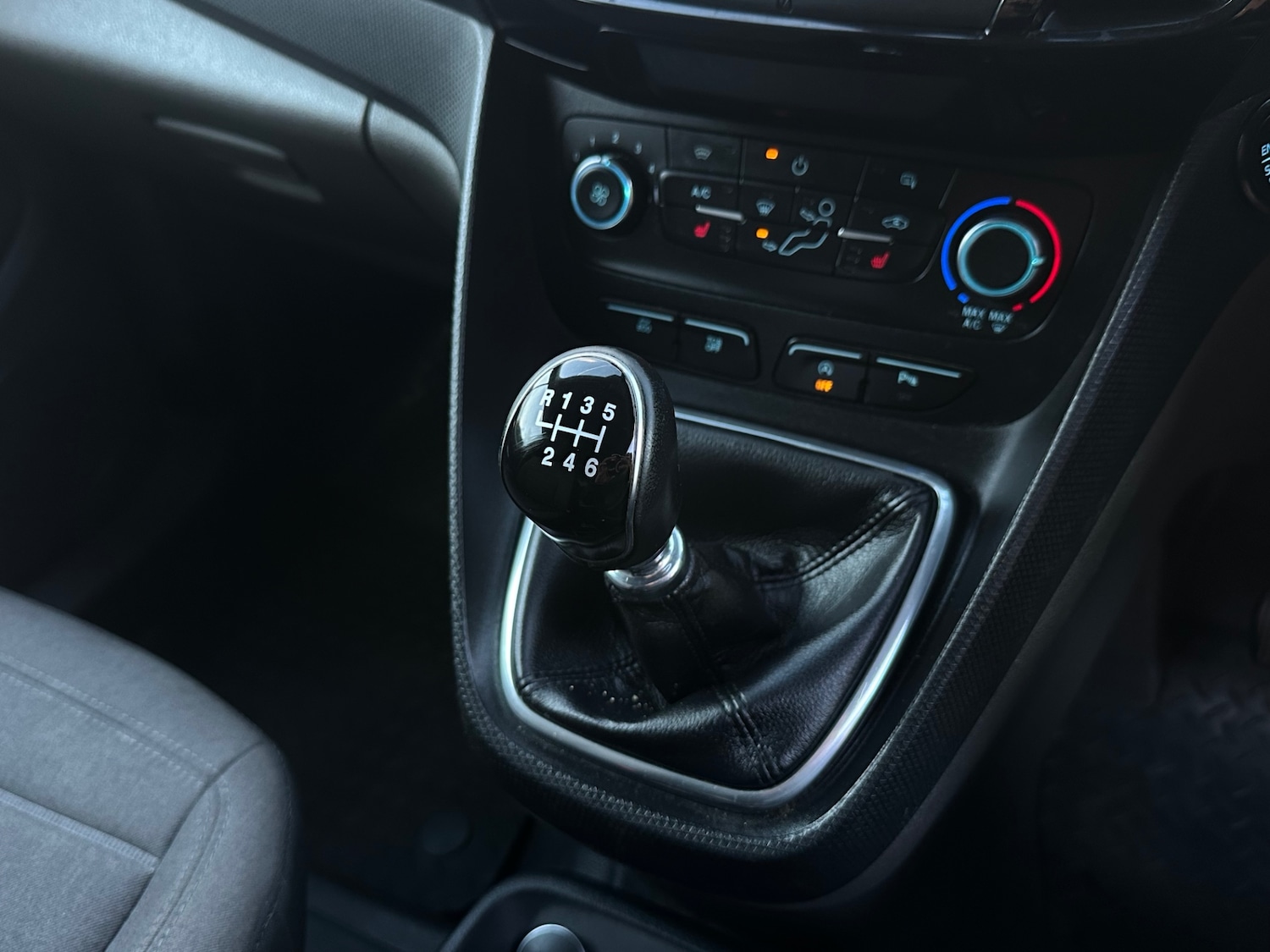 Used Ford Transit Connect 2019 for sale - 77129680: Photo 9