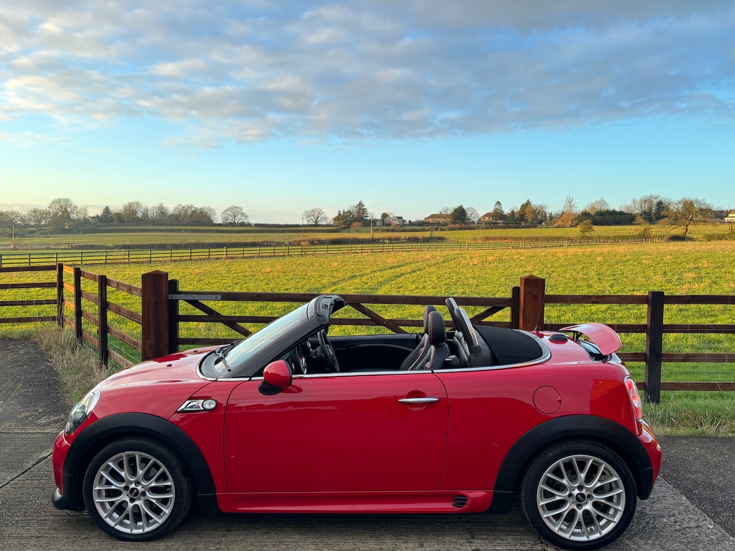 Used MINI Roadster 2015 for sale - 77354077: Photo 12