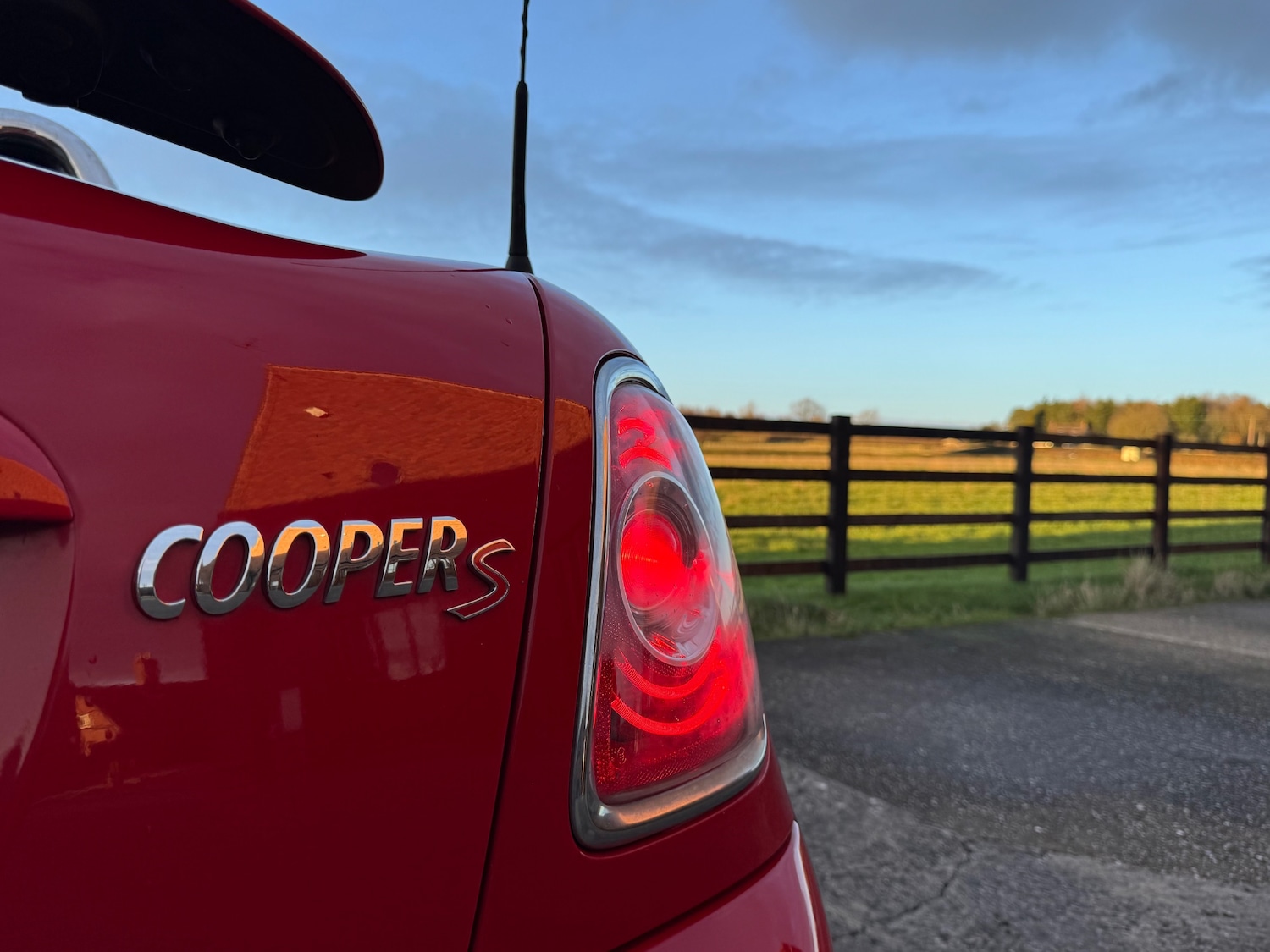 Used MINI Roadster 2015 for sale - 77354077: Photo 15