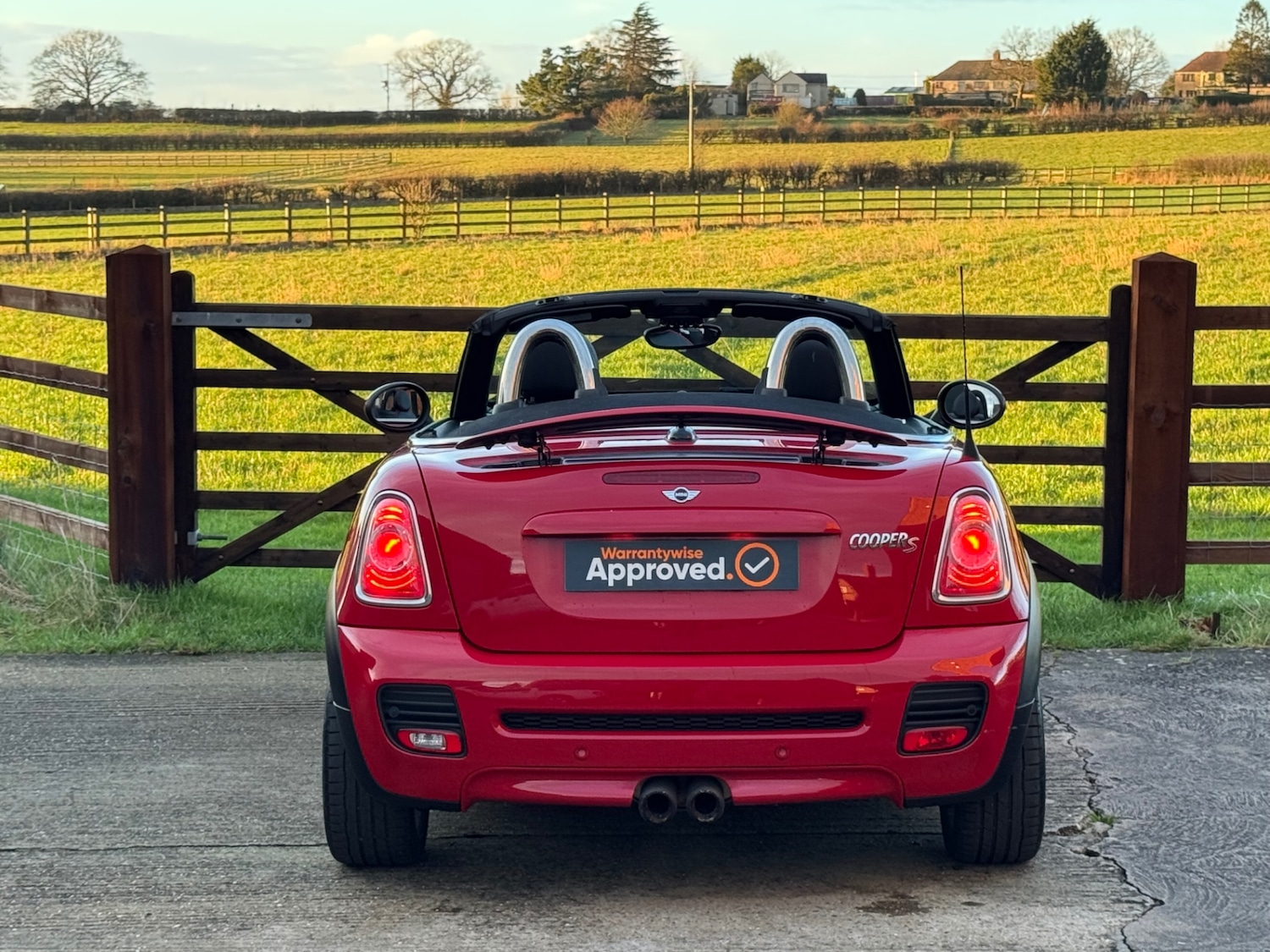 Used MINI Roadster 2015 for sale - 77354077: Photo 16