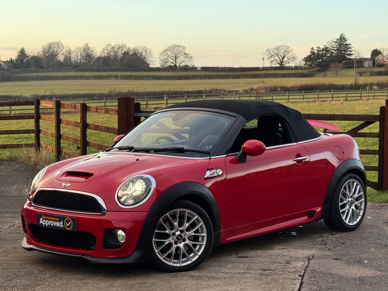Used MINI Roadster 2015 for sale - 77354077: Photo 17