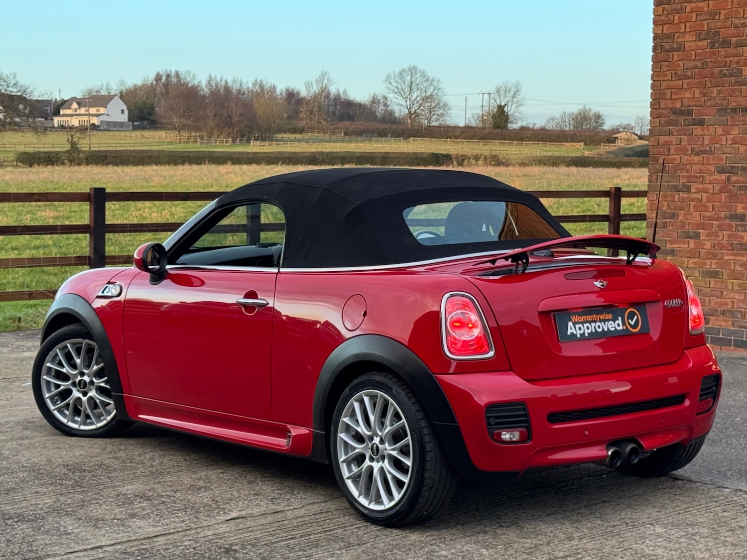 Used MINI Roadster 2015 for sale - 77354077: Photo 19