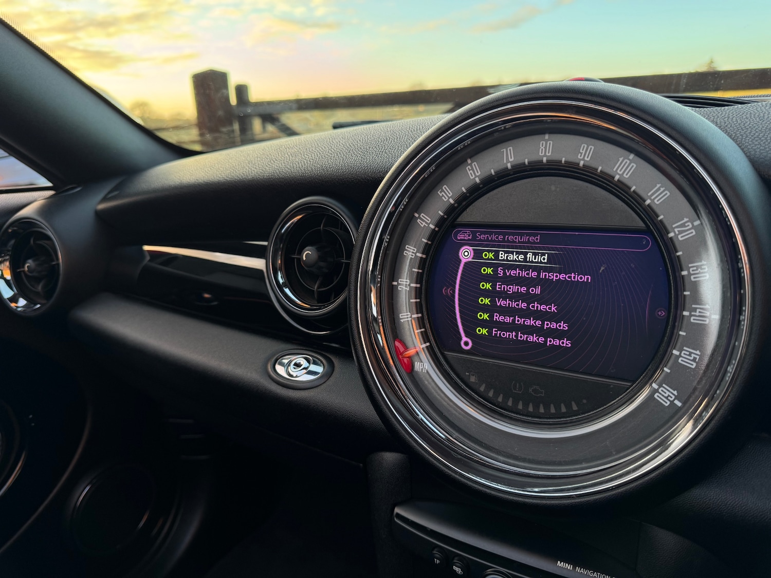 Used MINI Roadster 2015 for sale - 77354077: Photo 7