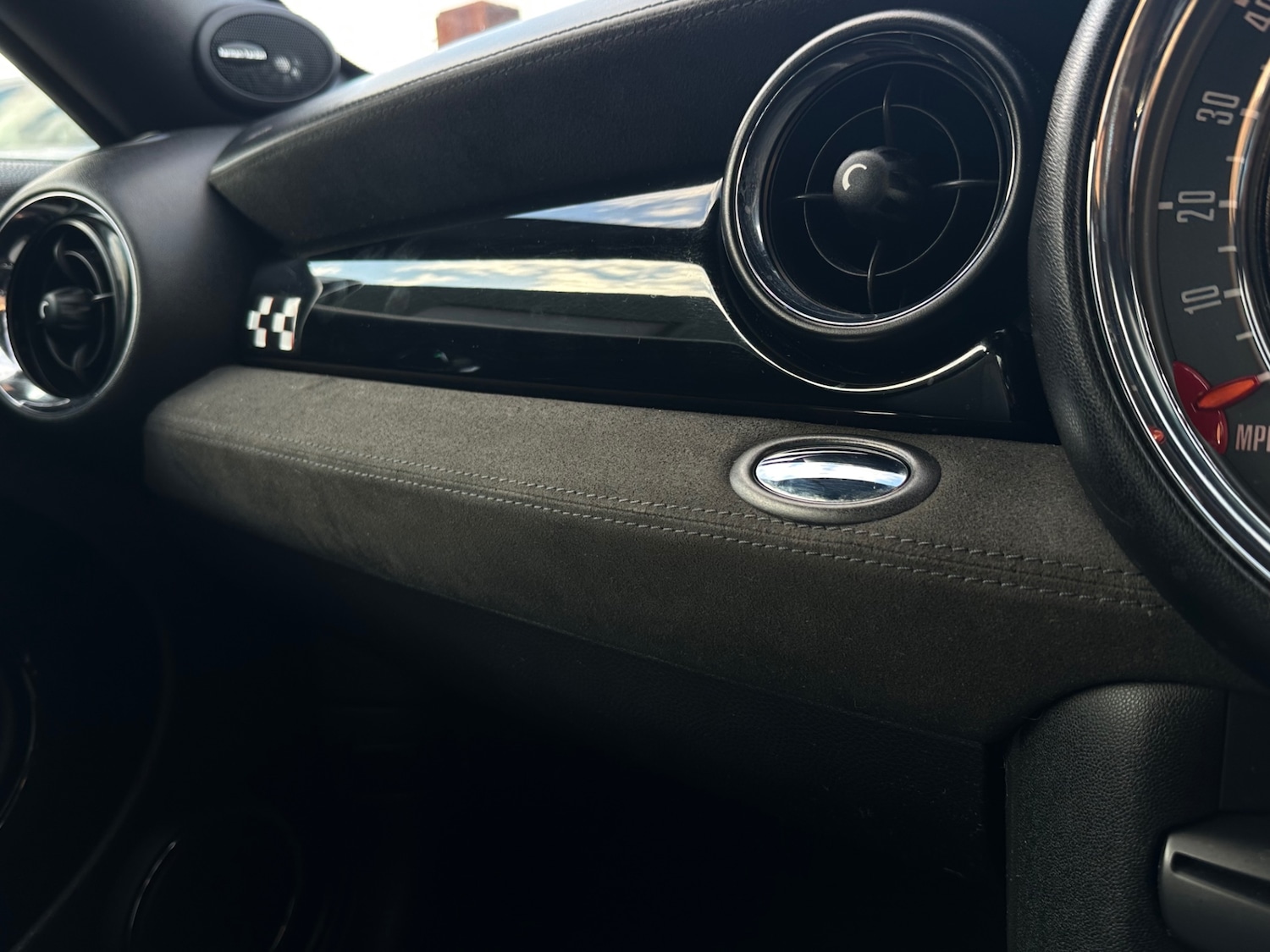 Used MINI Coupe 2011 for sale - 77248823: Photo 18