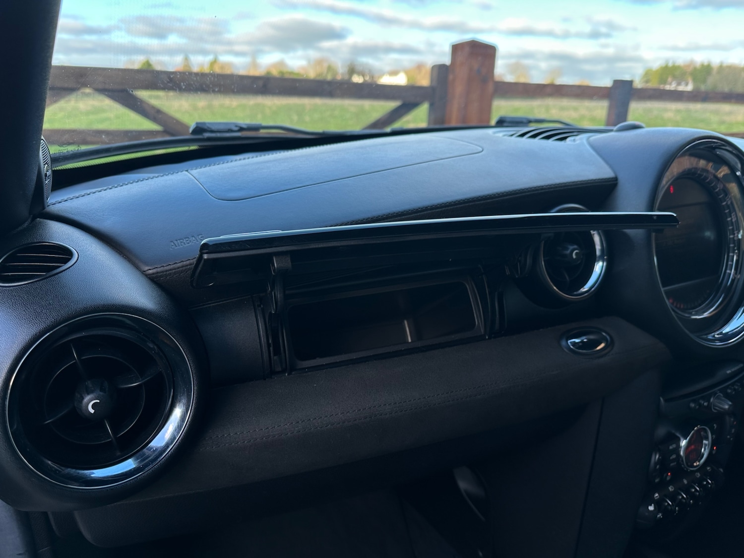 Used MINI Coupe 2011 for sale - 77248823: Photo 9