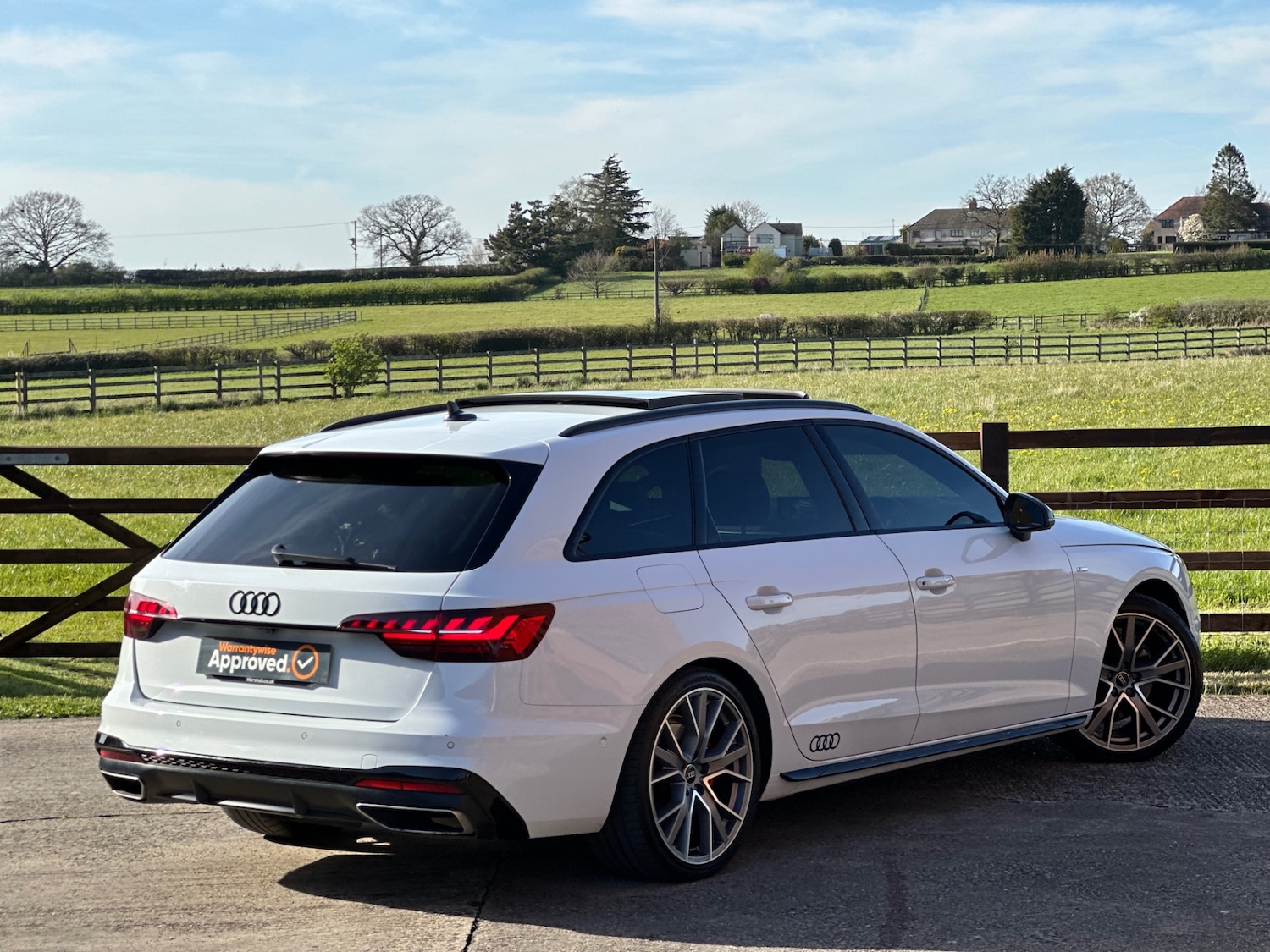 Used Audi A4 2021 for sale - 78161933: Photo 4