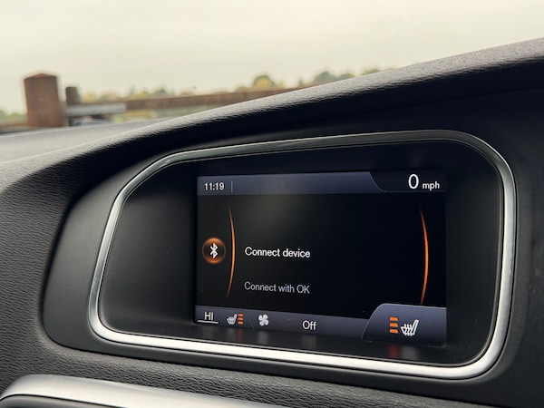 Used Volvo V40 2014 for sale - 76268670: Photo 15