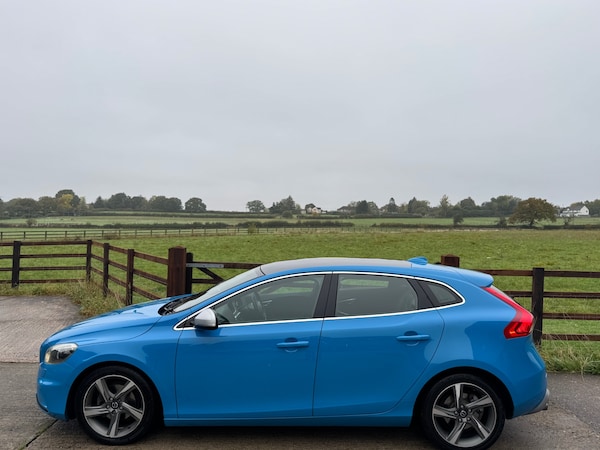 Used Volvo V40 2014 for sale - 76268670: Photo 21