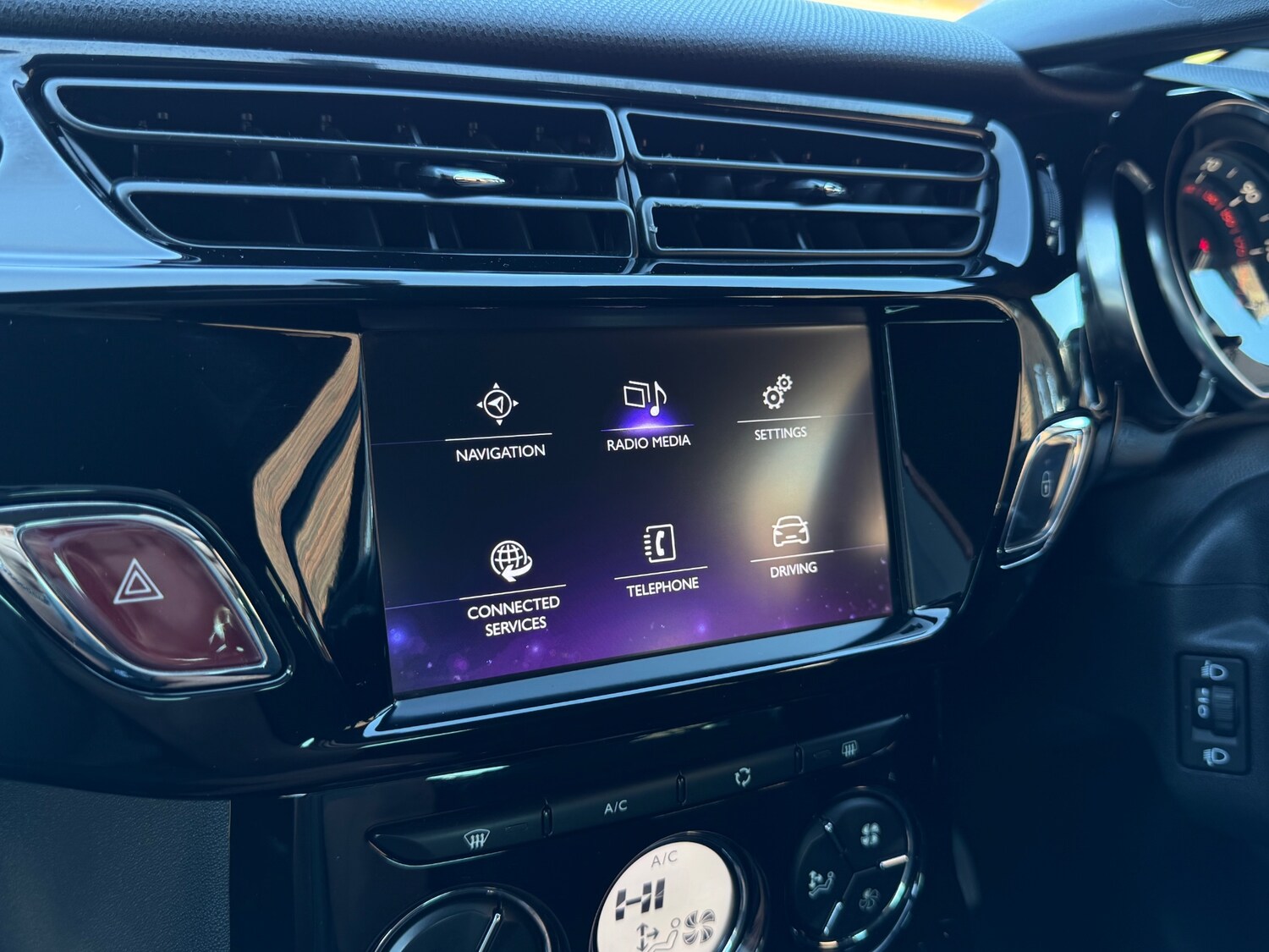 Used DS Automobiles DS 3 2015 for sale - 77931730: Photo 10