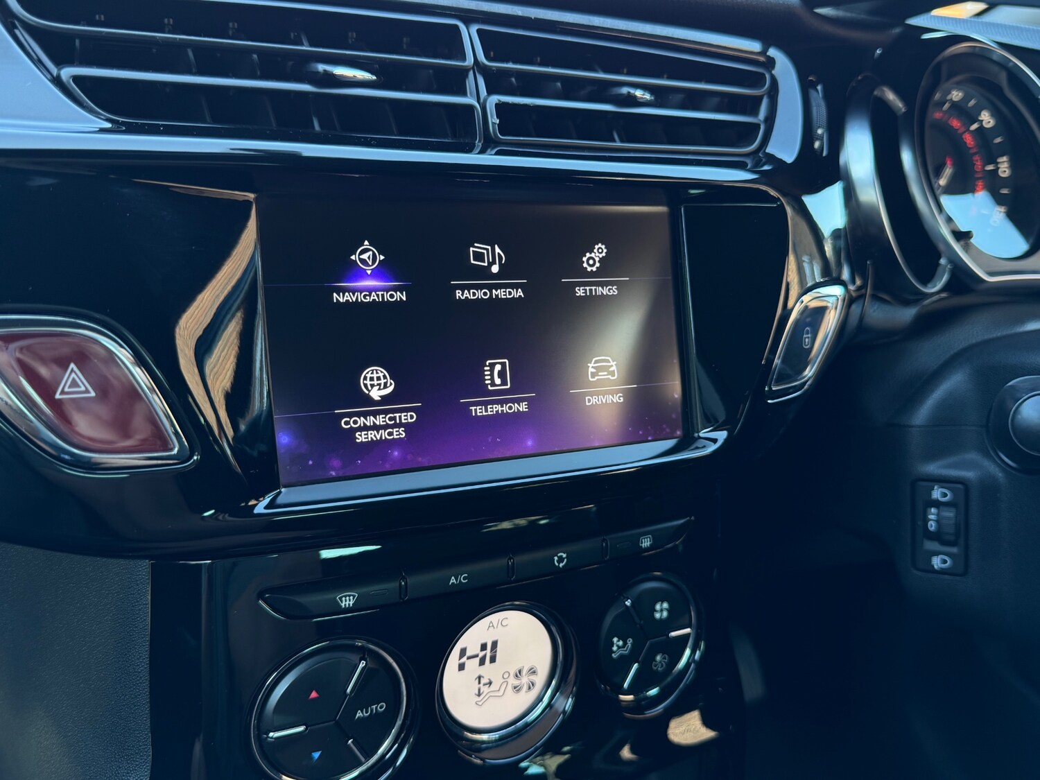 Used DS Automobiles DS 3 2015 for sale - 77931730: Photo 12