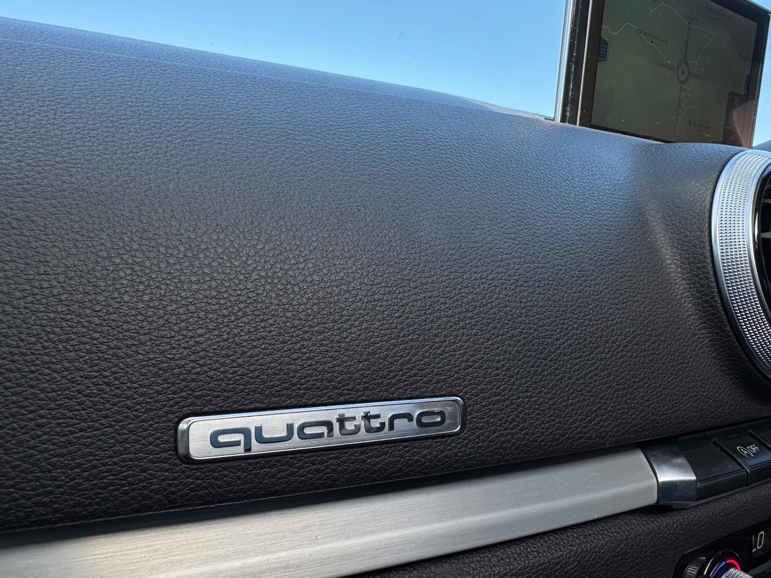 Used Audi A3 2016 for sale - 77747323: Photo 8