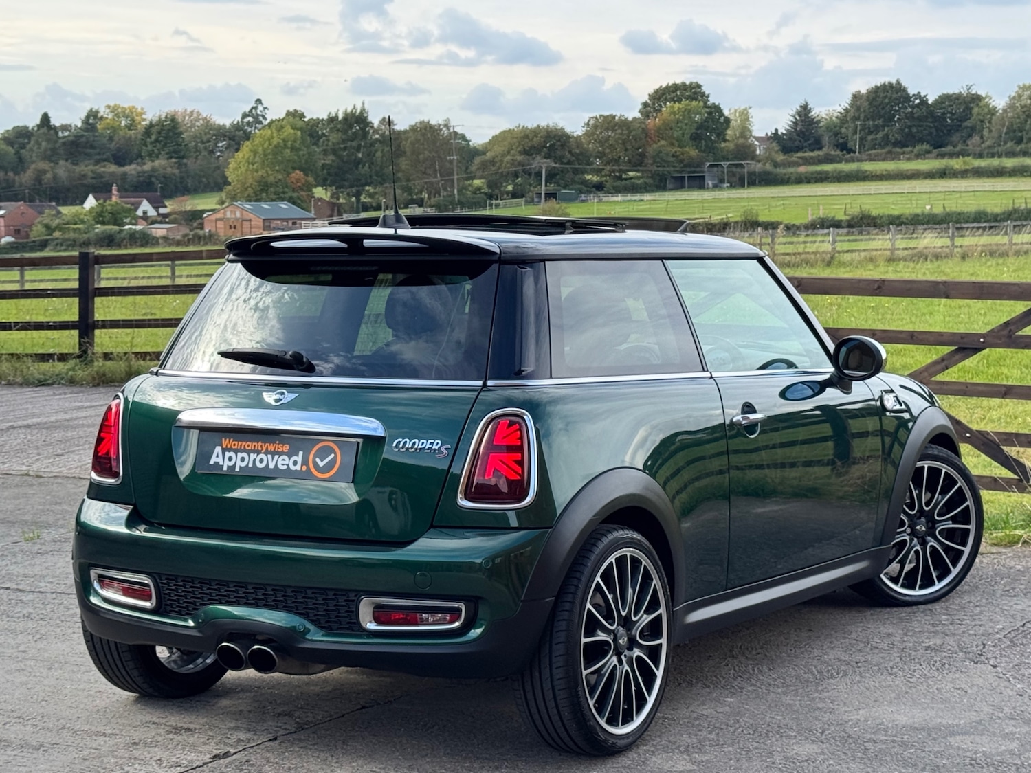 Used MINI Hatch 2012 for sale - 76129359: Photo 16