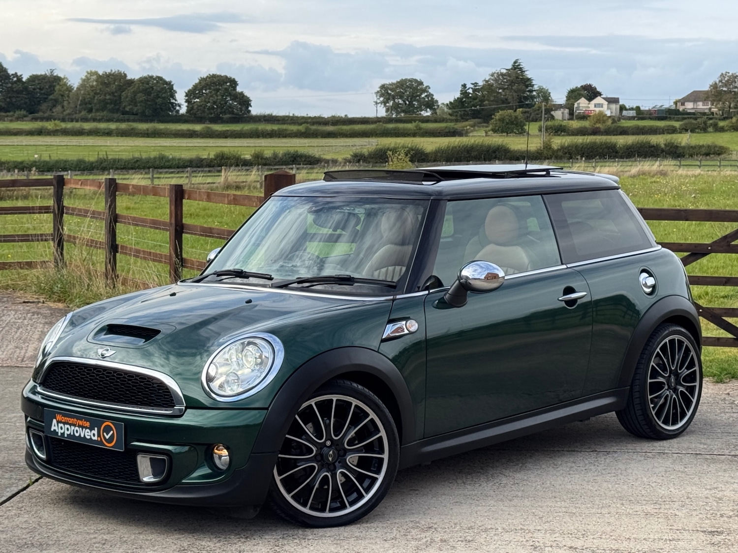 Used MINI Hatch 2012 for sale - 76129359: Photo 18