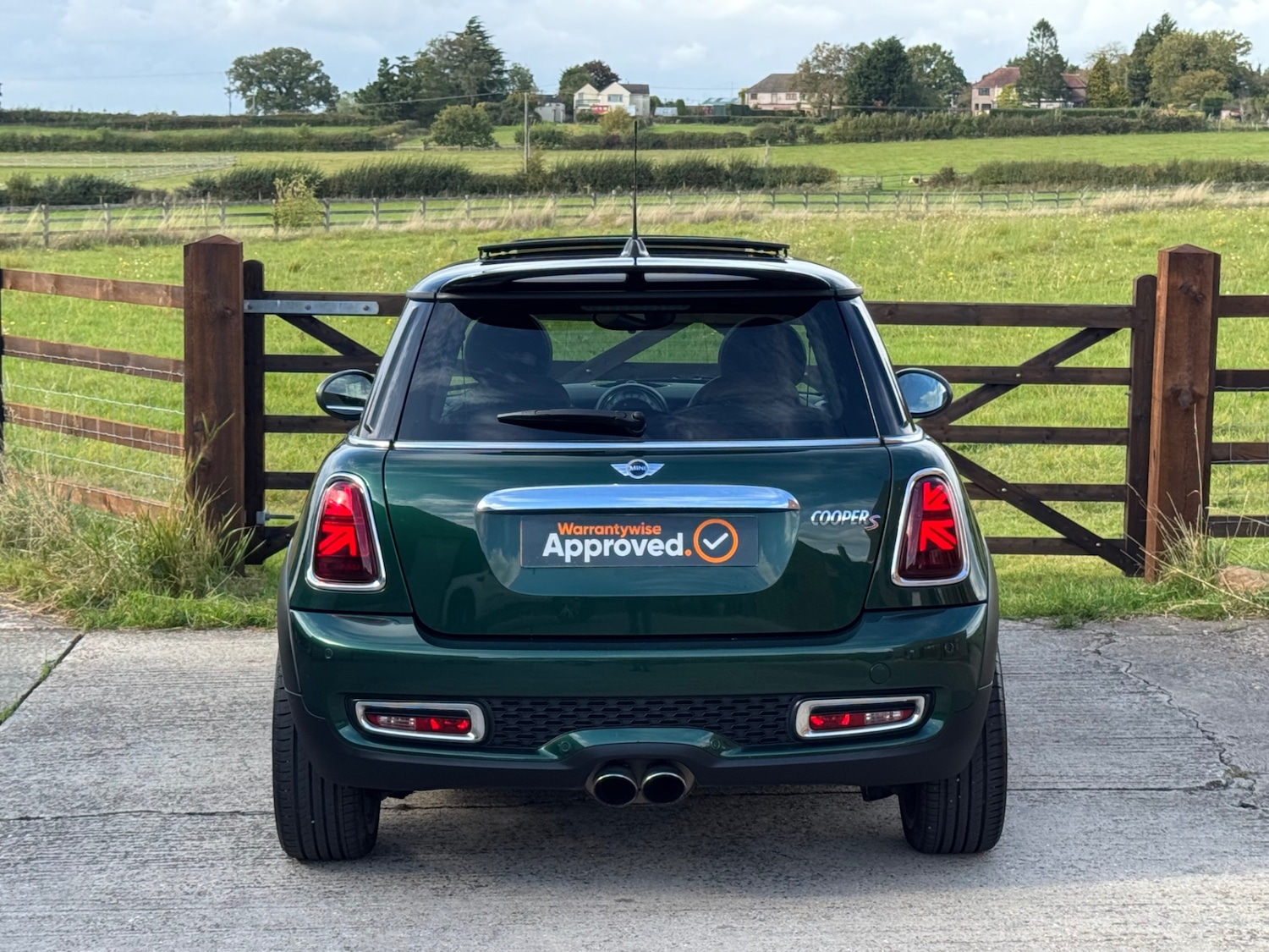 Used MINI Hatch 2012 for sale - 76129359: Photo 24