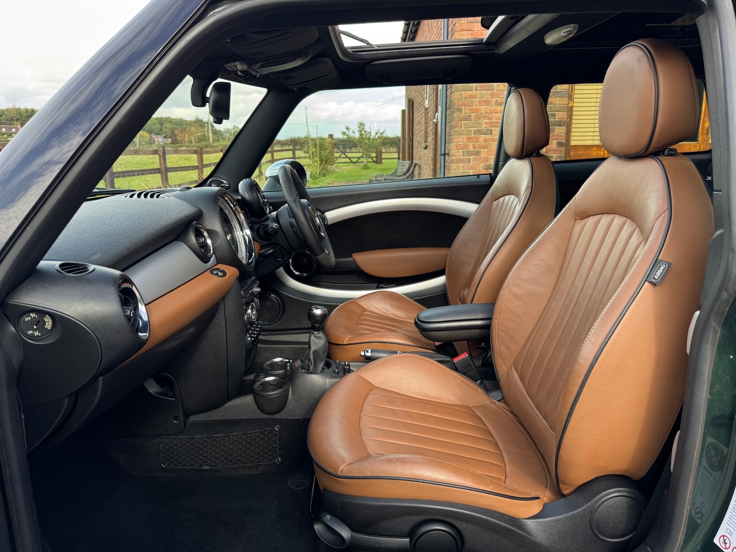 Used MINI Hatch 2012 for sale - 76129359: Photo 3