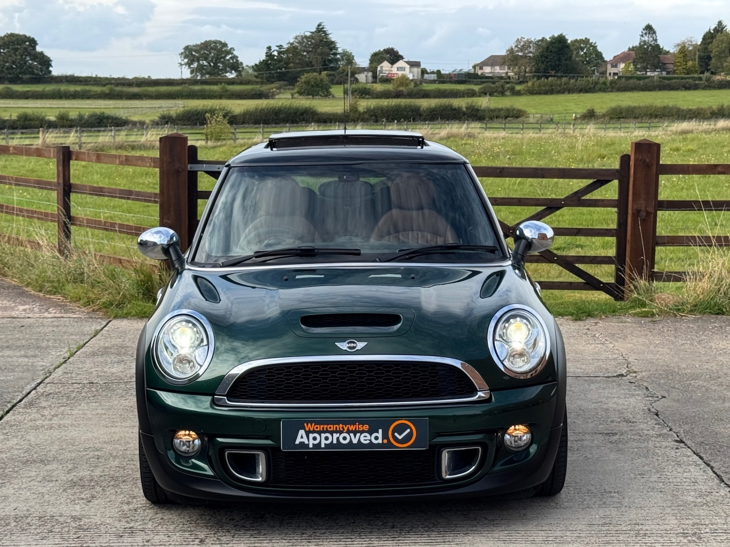 Used MINI Hatch 2012 for sale - 76129359: Photo 32