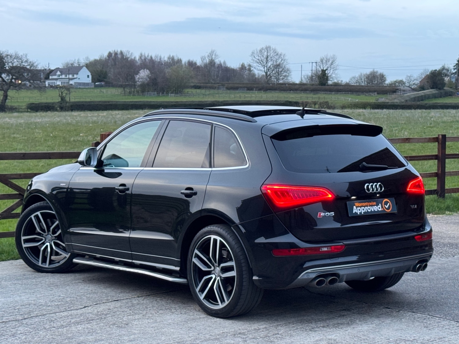 Used Audi Q5 2013 for sale - 77992047: Photo 24