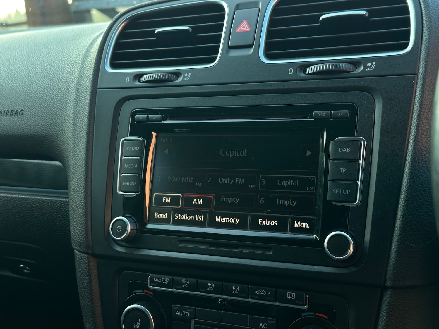 Used Volkswagen Golf 2011 for sale - 77749401: Photo 12