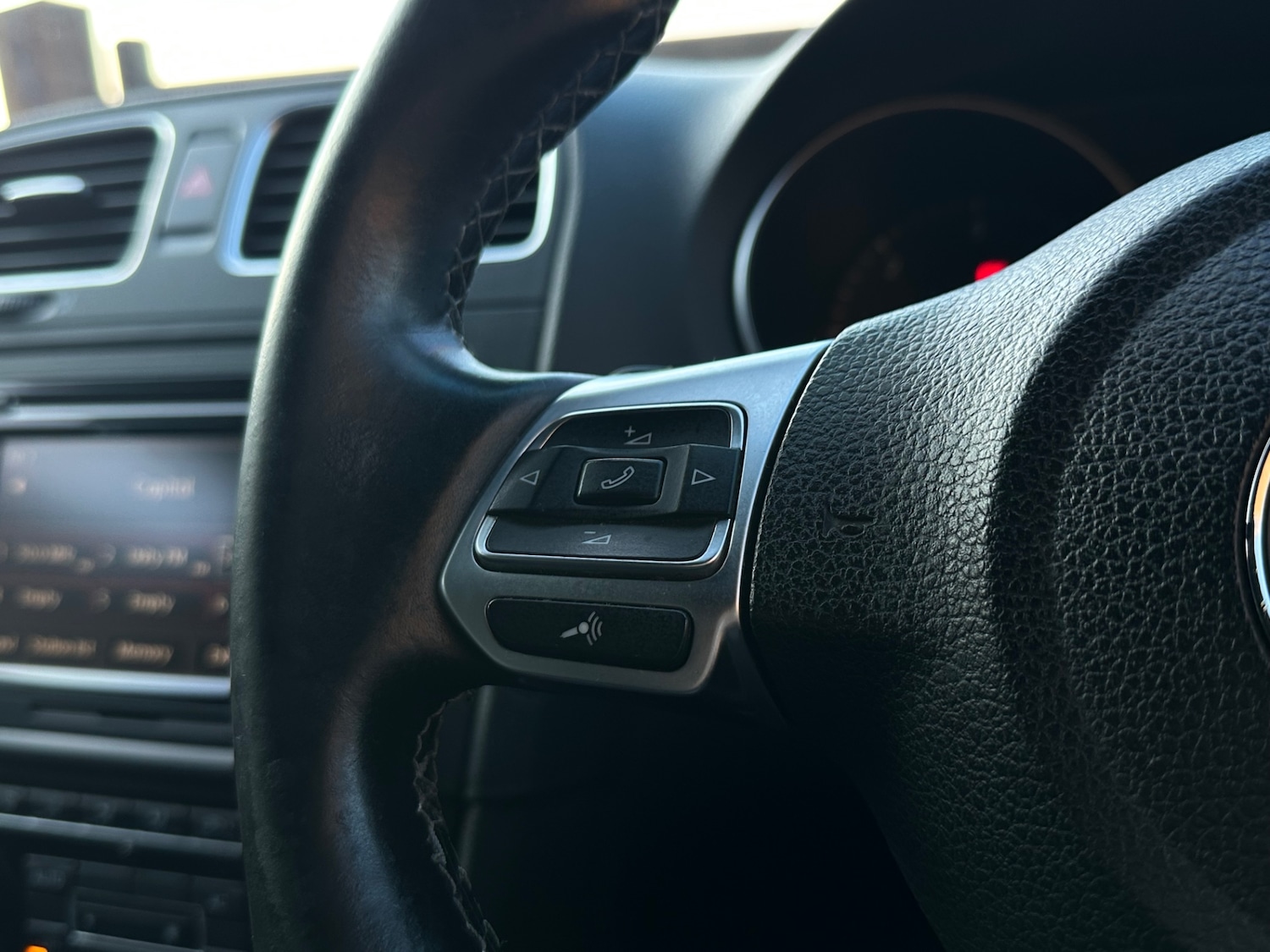 Used Volkswagen Golf 2011 for sale - 77749401: Photo 14